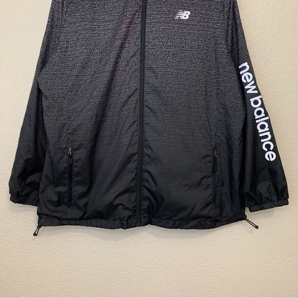 New balance Women’s Full Zip Lined Hooded Windbreaker Jacket - Picture 4 of 11
